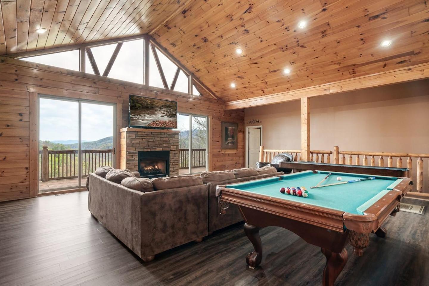 Top Mtn Views, Hottub, Games, 4 Suites, Pets Sevierville Exterior photo